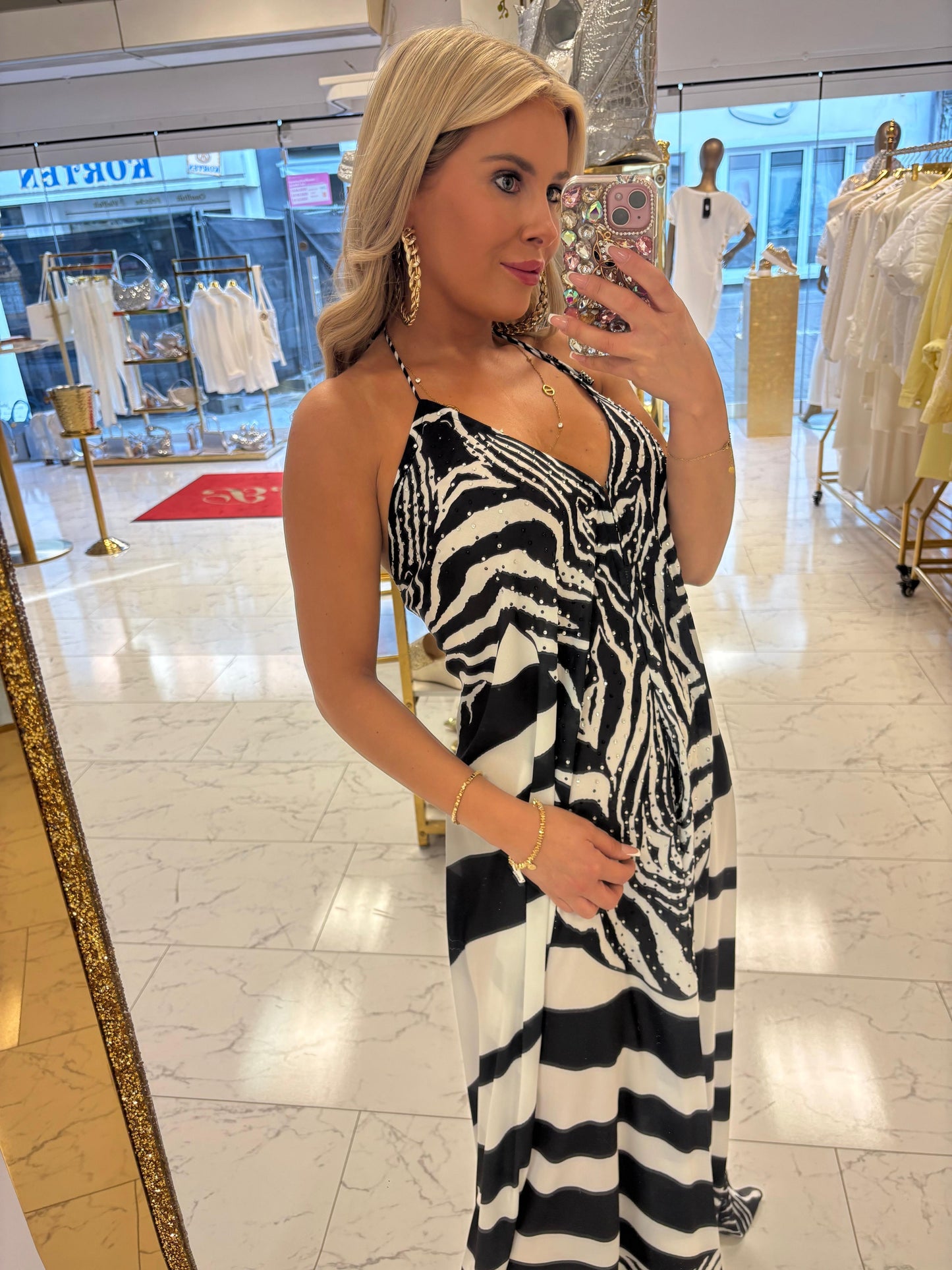 Schwarz Weißes Kleid