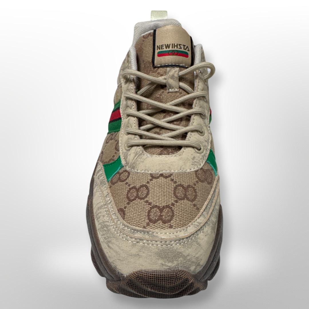 Sportliche Sneaker